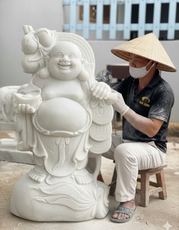 Tượng đá trắng điêu khắc tượng di lạc đứng vác cành đào cao 81cm T218