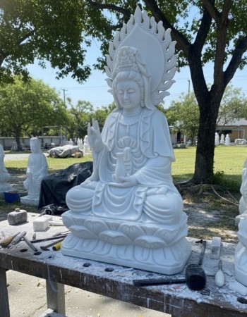 Tượng quan âm đá trắng nguyên khối cao 1M52 , ngang 60cm , dài 47cm T119