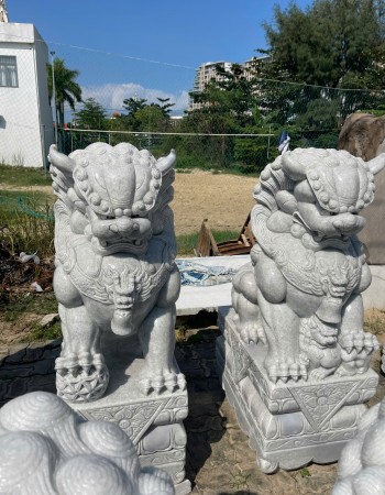 Cặp kỳ lân đá trắng xanh nguyên khối cao 1m4, ngang 50cm, dài 78cm T112