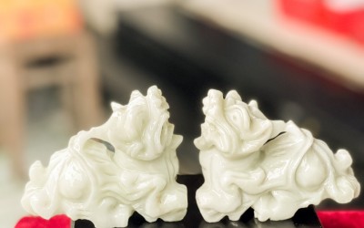 TỲ HƯU ĐÁ TRẮNG NGUYÊN KHỐI –BÍ QUYẾT CHỌN MẪU ĐÚNG VỚI KHÔNG GIAN DỂ THU HÚT TÀI LỘC 