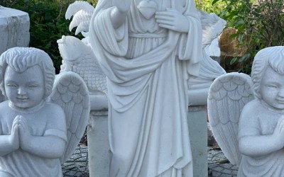 Đánh Giá Chất Lượng Đá Trắng Khi Làm Tượng Chúa Giê Su – Chuyên Gia Giải Đáp