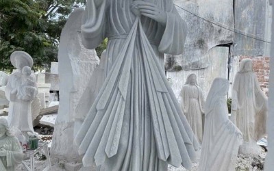 Vì Sao Tượng Chúa Giê Su Đá Trắng Được Ưa Chuộng Trong Nhà Thờ Và Tư Gia?