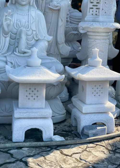 Cặp chân đèn đá trắng nguyên khối cao 55cm ngang 30cm T131